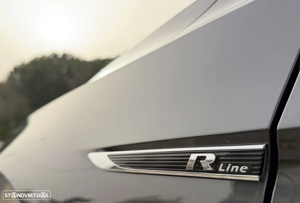 VW Passat 2.0 TDI Highline - 8