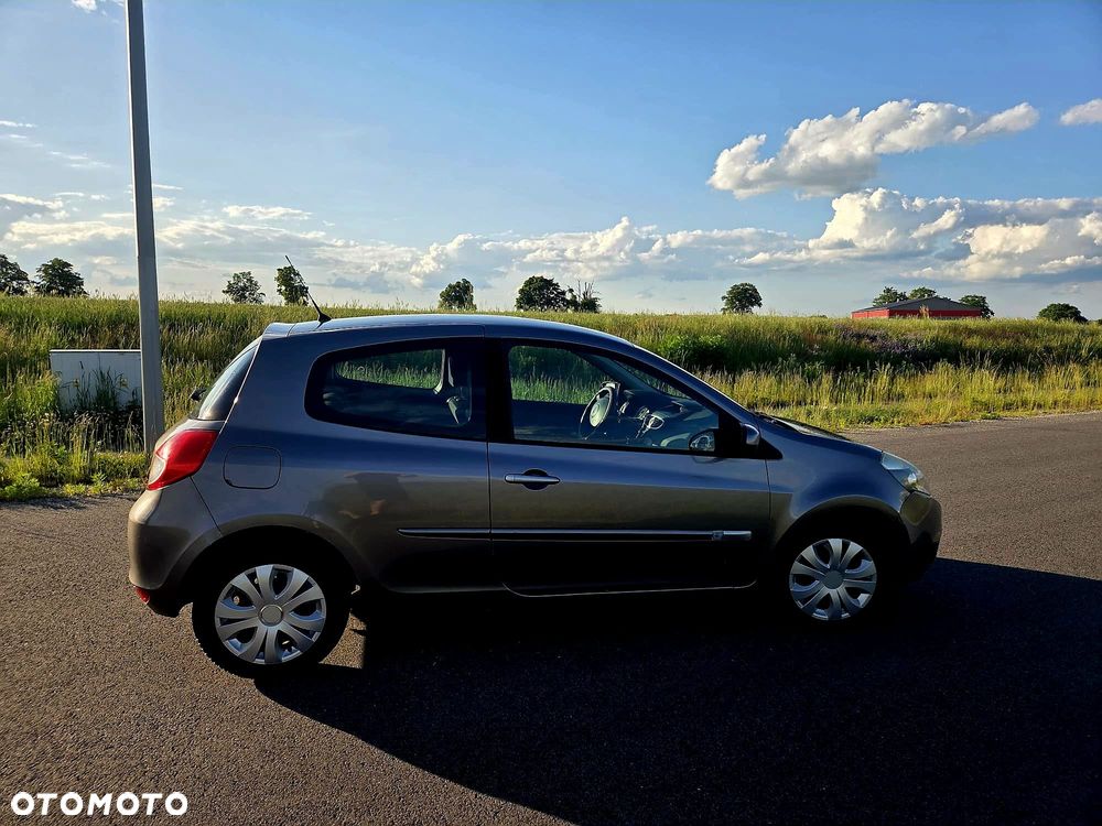 Renault Clio - 4