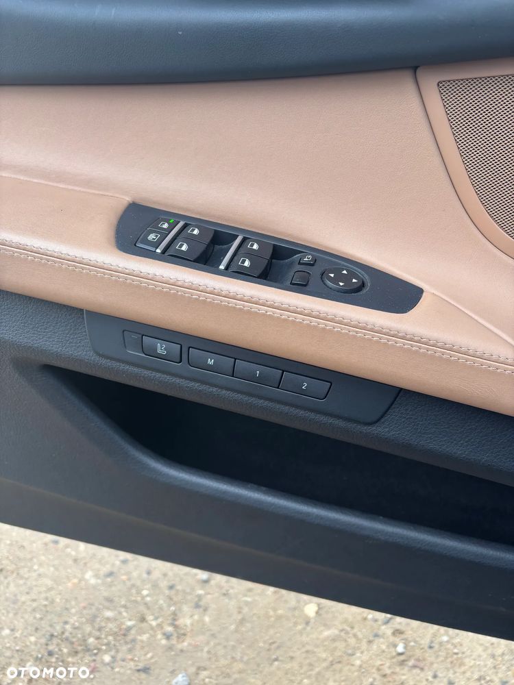 BMW Seria 7 - 15