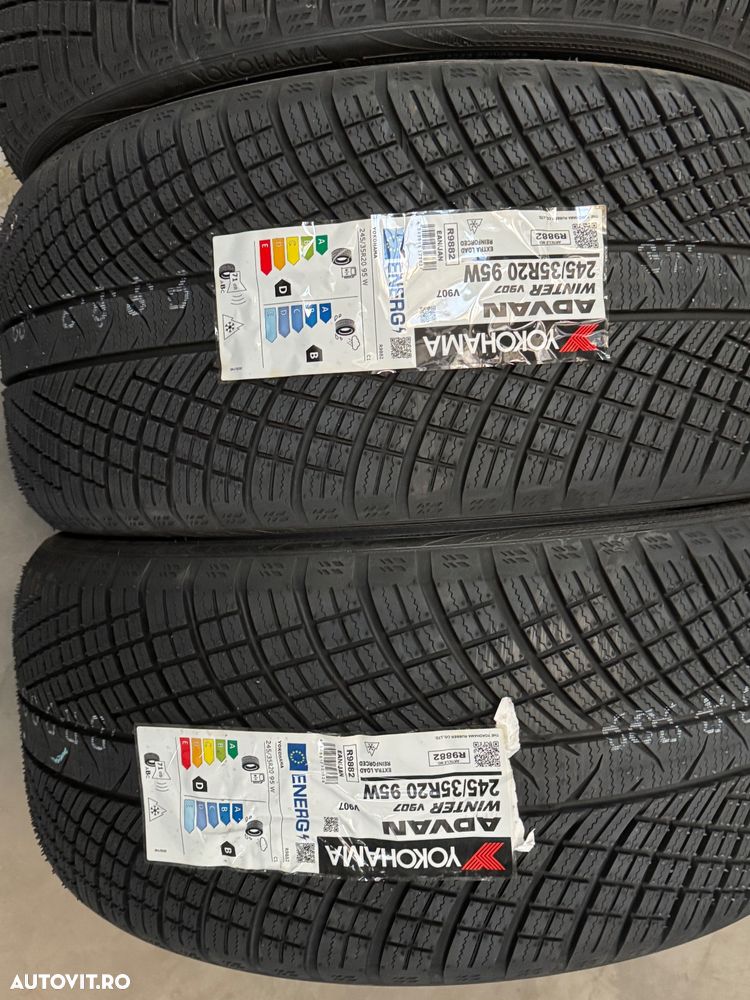 Vând set anvelope 245/35/20-275/30/20 Yokohama de iarnă noi - 2