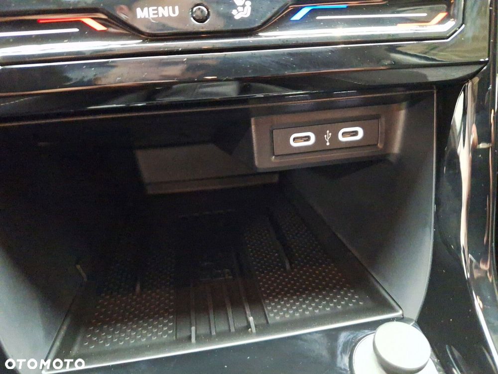 Volkswagen T-Cross - 24