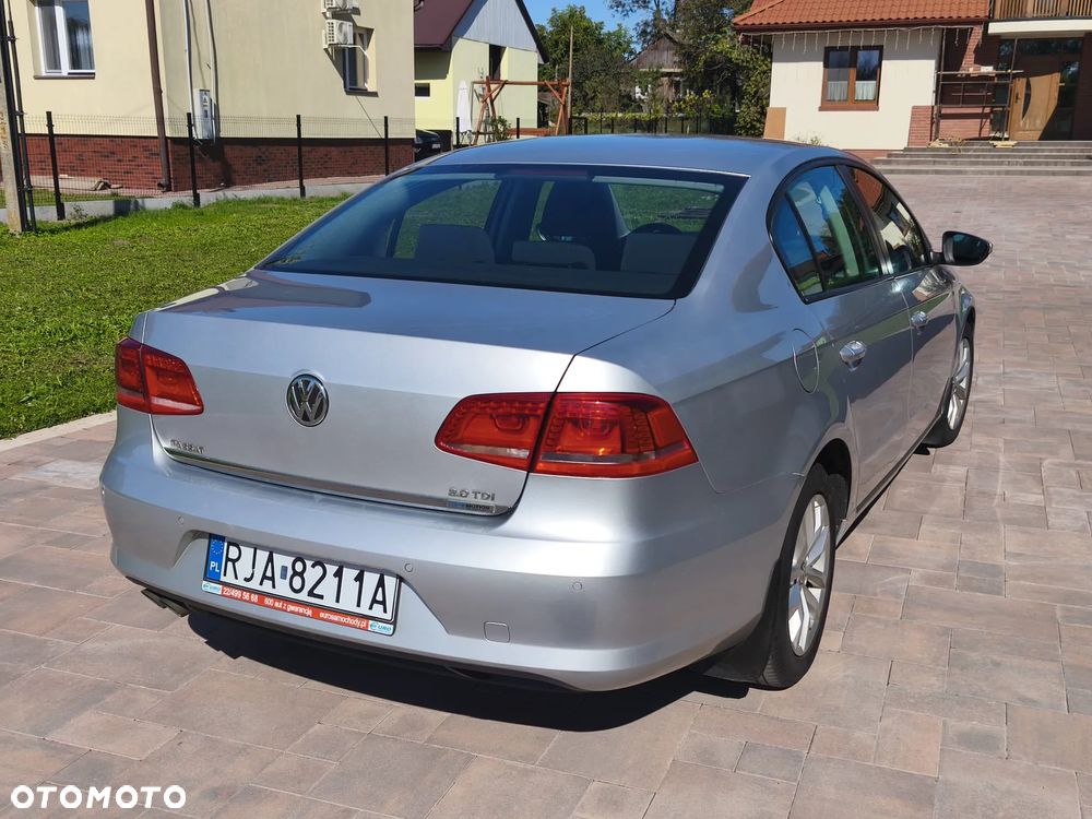 Volkswagen Passat 2.0 TDI Trendline - 3