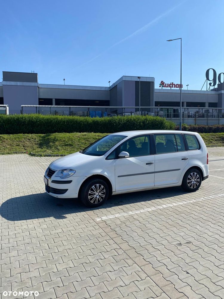 Volkswagen Touran 1.9 TDI Conceptline - 6