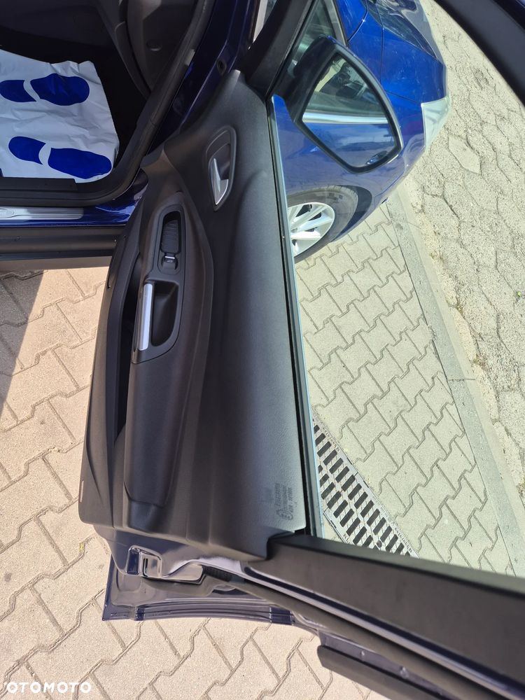 Ford C-MAX 1.5 EcoBoost Start-Stop-System Titanium - 22