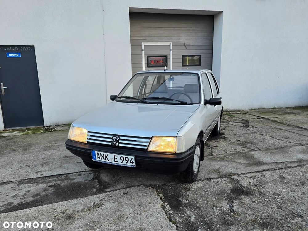 Peugeot 205 1.1 GL - 20