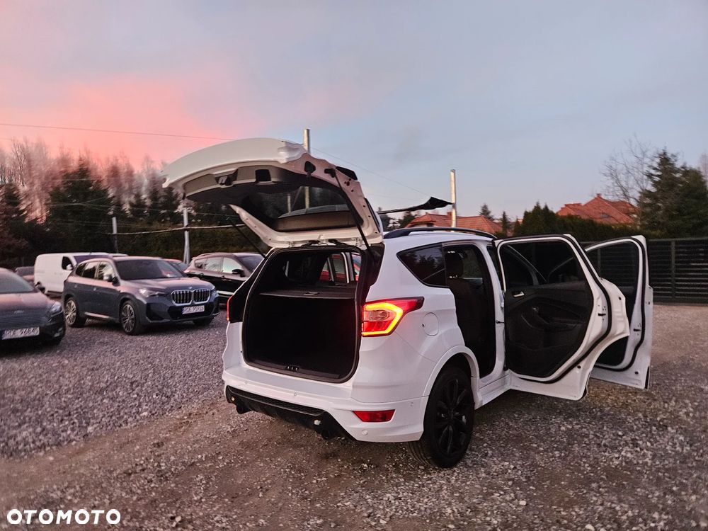 Ford Kuga - 39