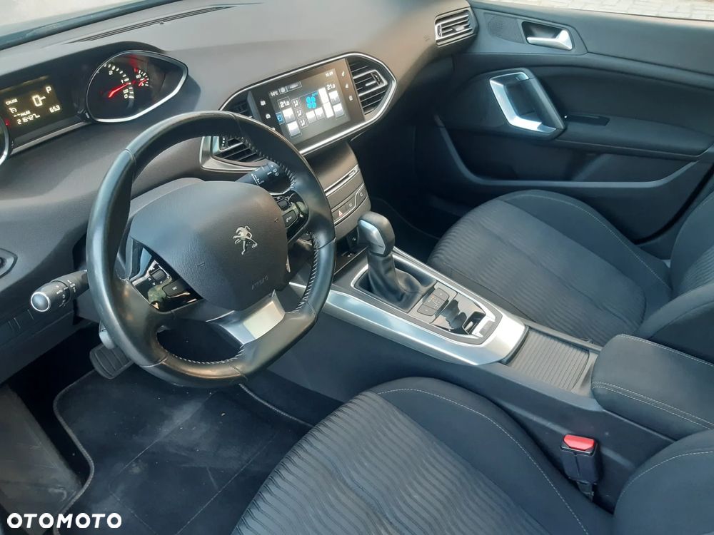 Peugeot 308 SW BlueHDi 150 Automatik Stop & Start Niveau 2 Business-Line - 19