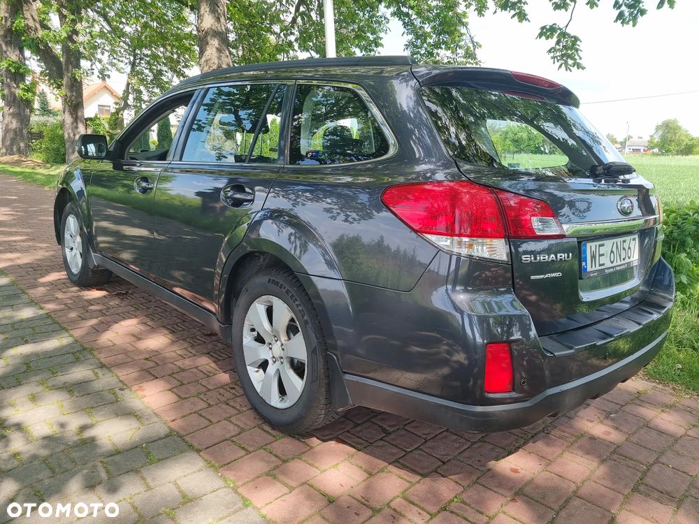 Subaru Outback 2.5i Comfort AT - 4