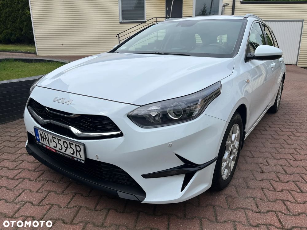 Kia Ceed 1.5 T-GDI M - 3