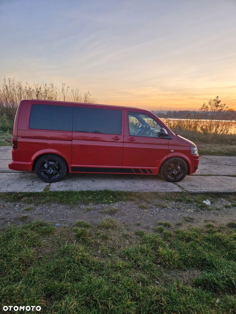 Volkswagen Multivan - 8