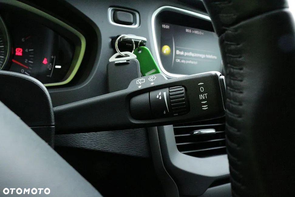 Volvo V40 D2 - 30