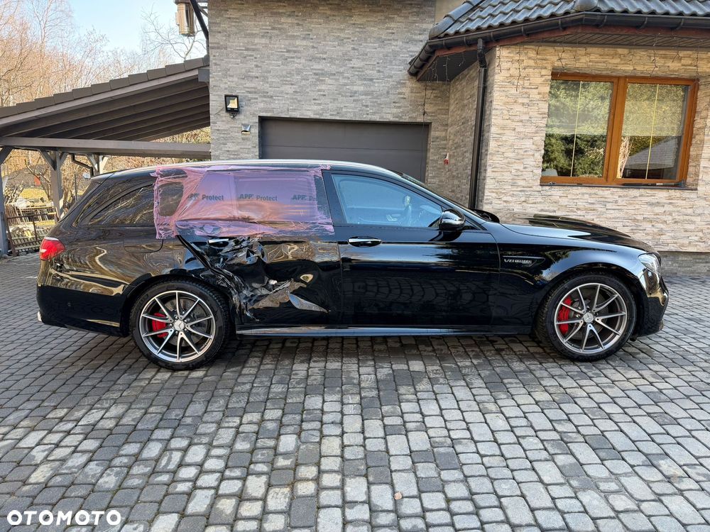 Mercedes-Benz Klasa E AMG 63 S 4Matic+ 9G-TRONIC - 3