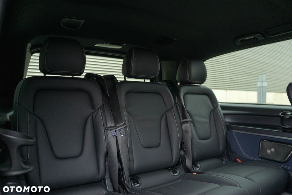 Mercedes-Benz EQV 300 90kWh - 32