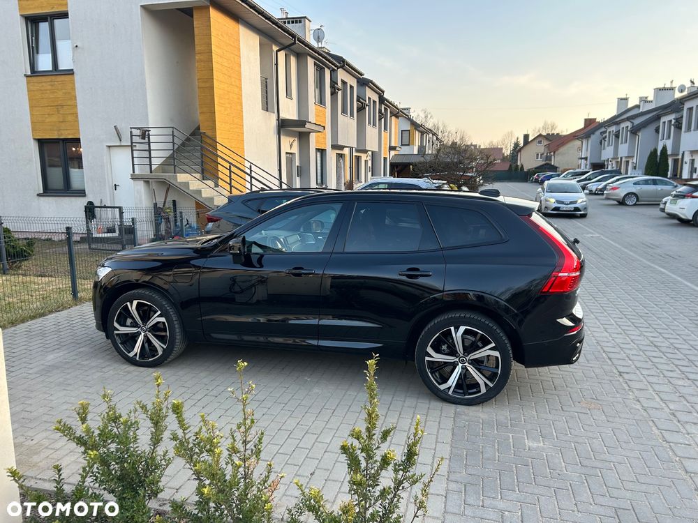 Volvo XC 60 T8 Plug-In Hybrid AWD R-Design - 2