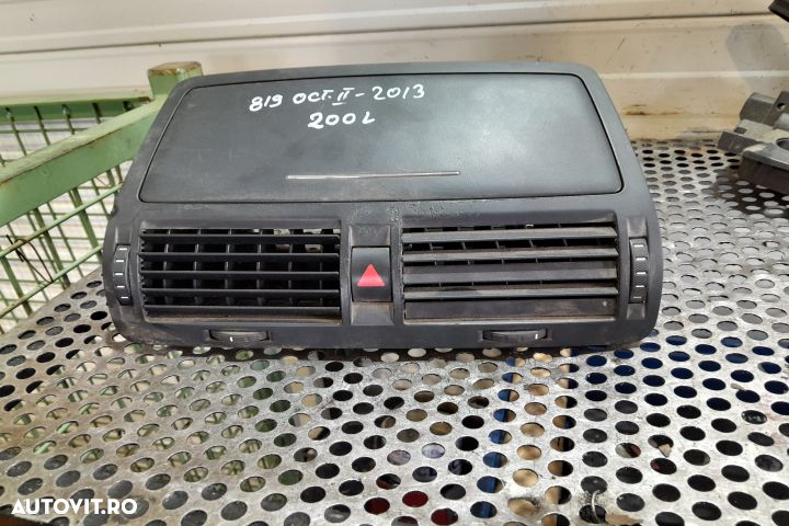Grila ventilatie bord centru CU MINITORPEDOU Skoda Octavia 2 [facelif - 2