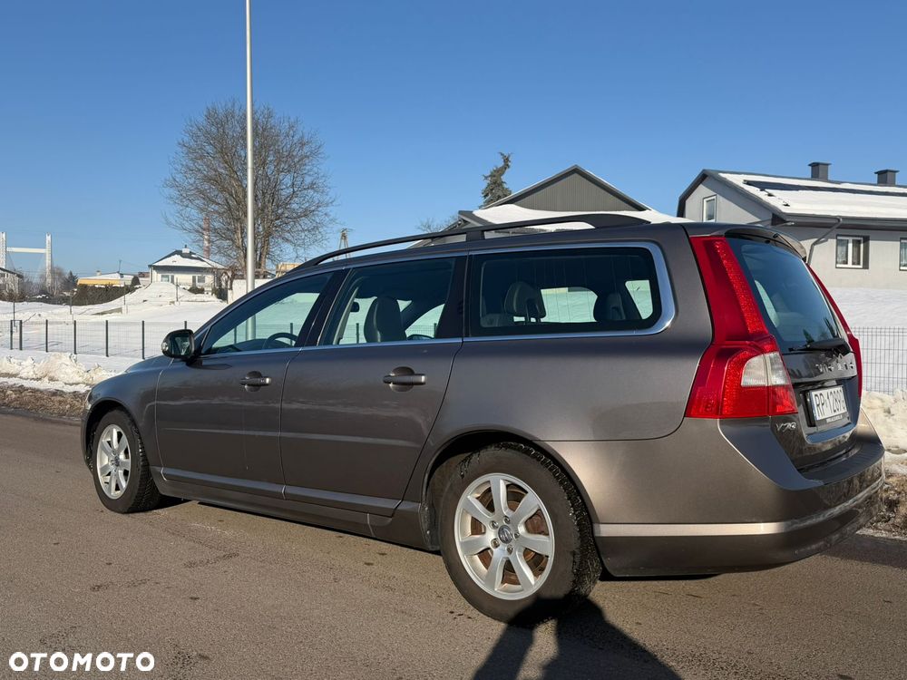 Volvo V70 - 8