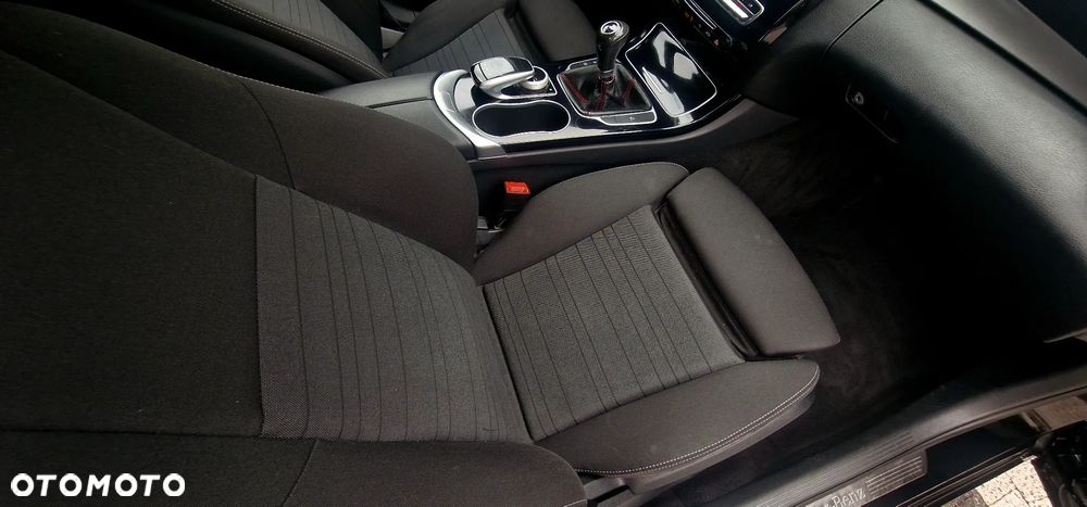 Mercedes-Benz Klasa C 200 (BlueTEC) d Avantgarde - 35