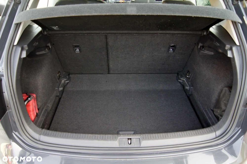 Volkswagen Golf 1.2 TSI BMT Trendline - 17