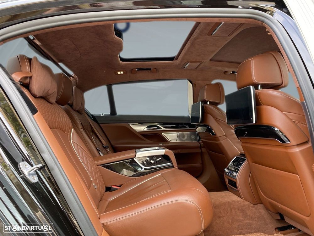 BMW 740 Le iPerformance Pack M - 24