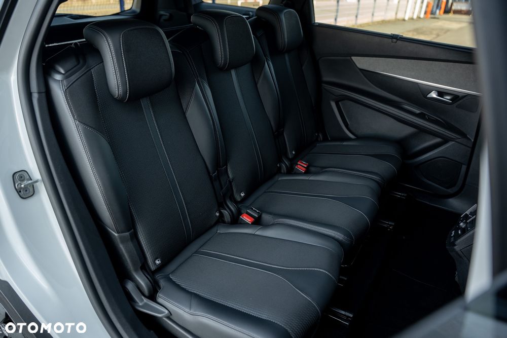 Peugeot 5008 BlueHDi 180 EAT8 GT Pack - 36