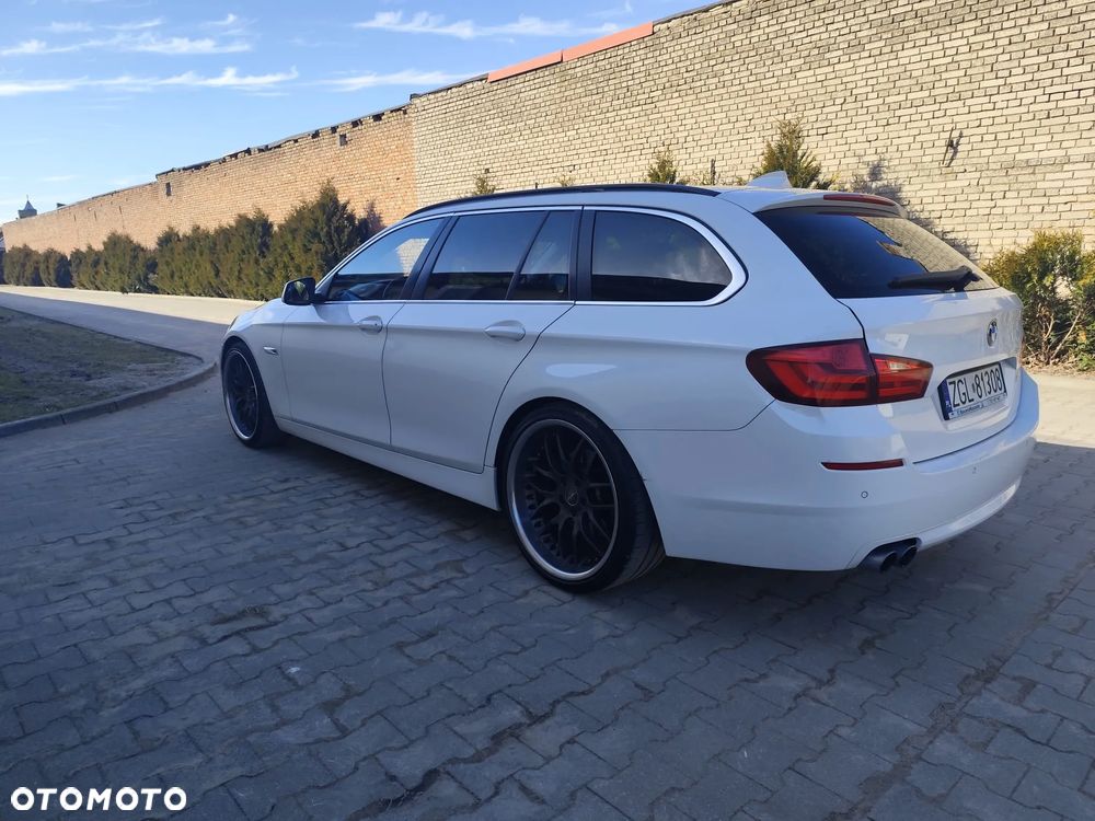 BMW Seria 5 525d - 6