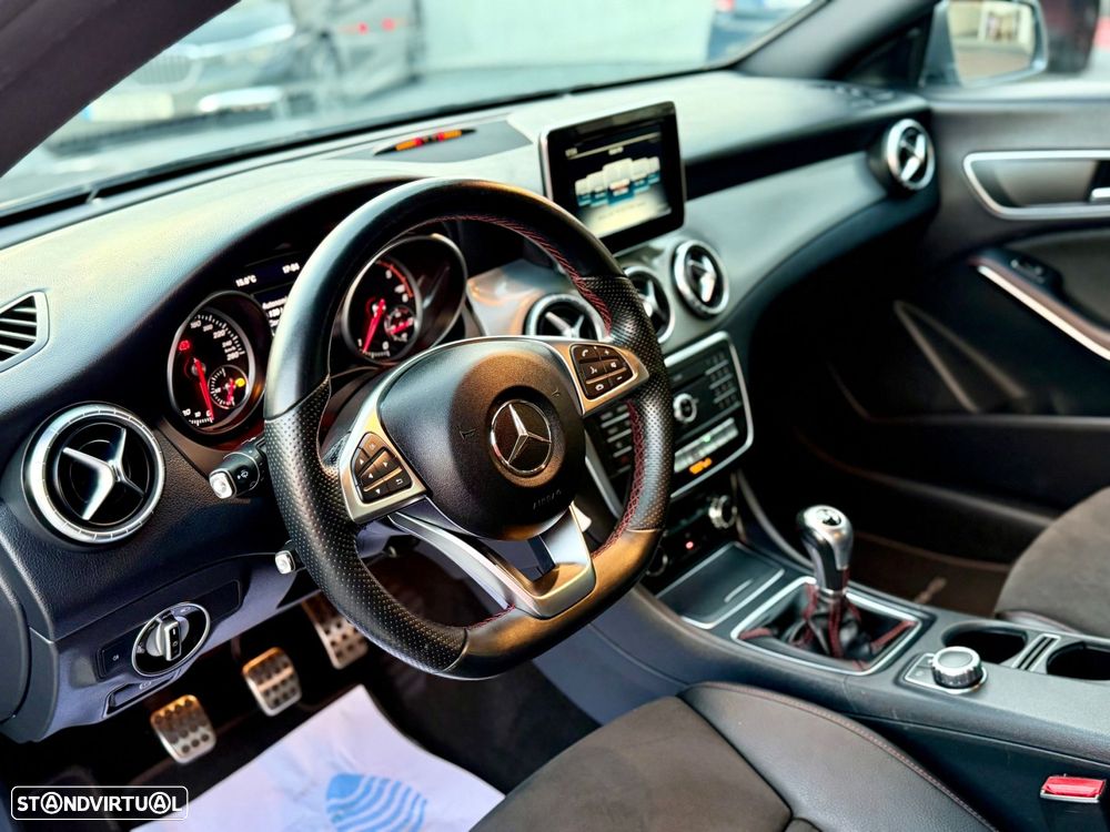 Mercedes-Benz CLA 180 d Shooting Brake AMG Line - 5