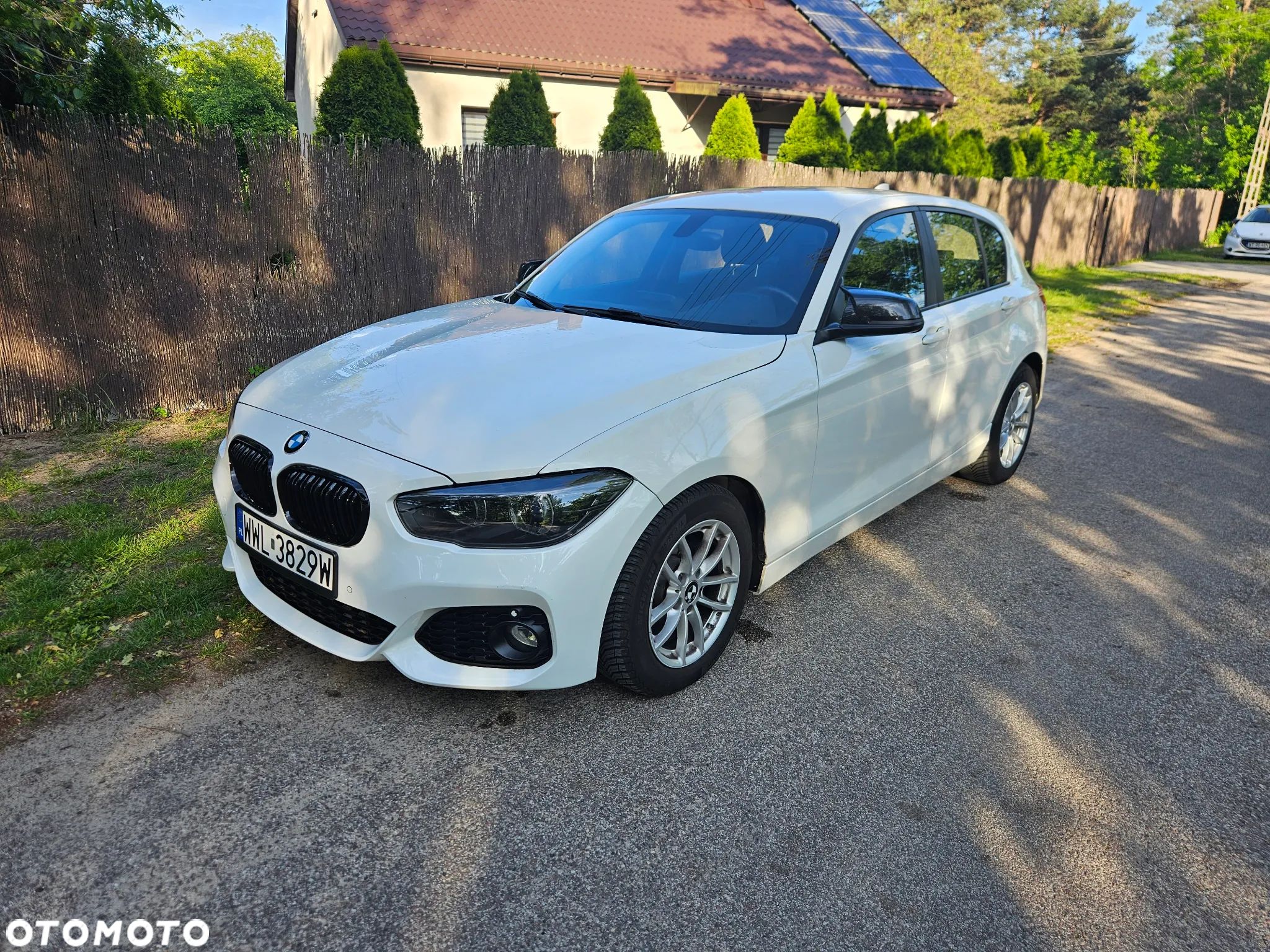 BMW Seria 1 116i - 1