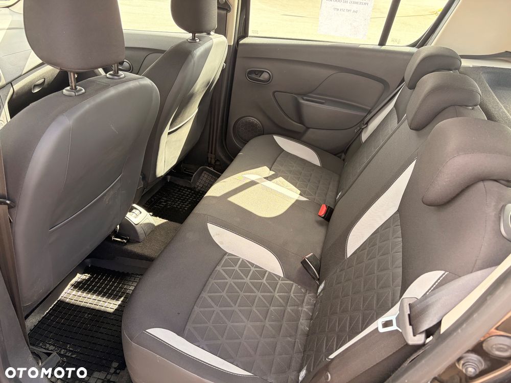 Dacia Sandero 0.9 TCe Laureate - 9