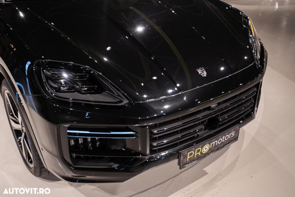 Porsche Cayenne Turbo E-Hybrid - 12