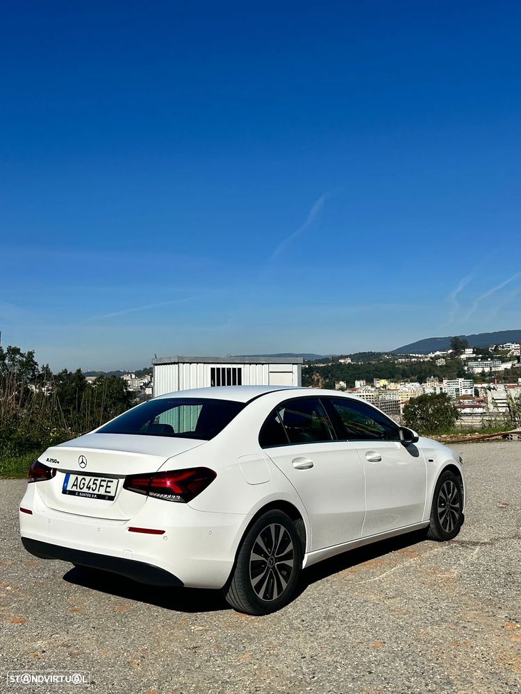 Mercedes-Benz A 250 Limousine e Style Plus - 2