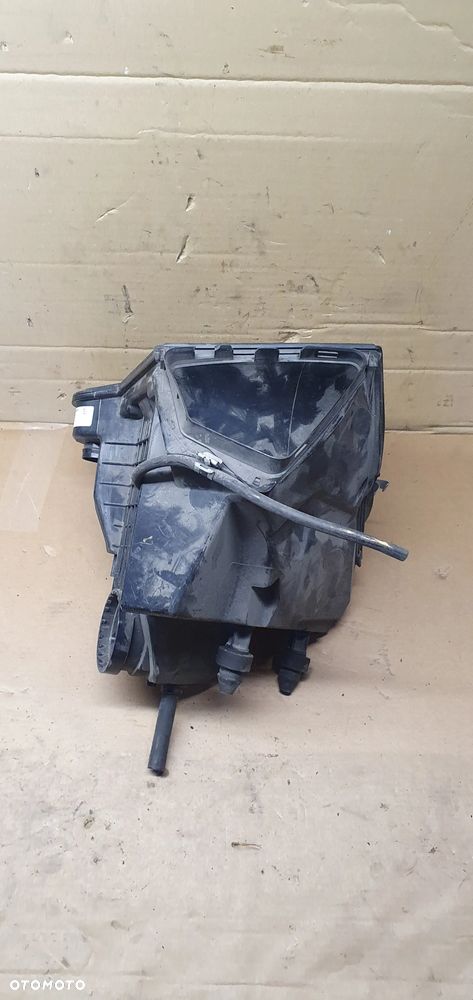 Obudowa filtra powietrza Audi A4 B8 8K0133837B 8K0133835B - 4