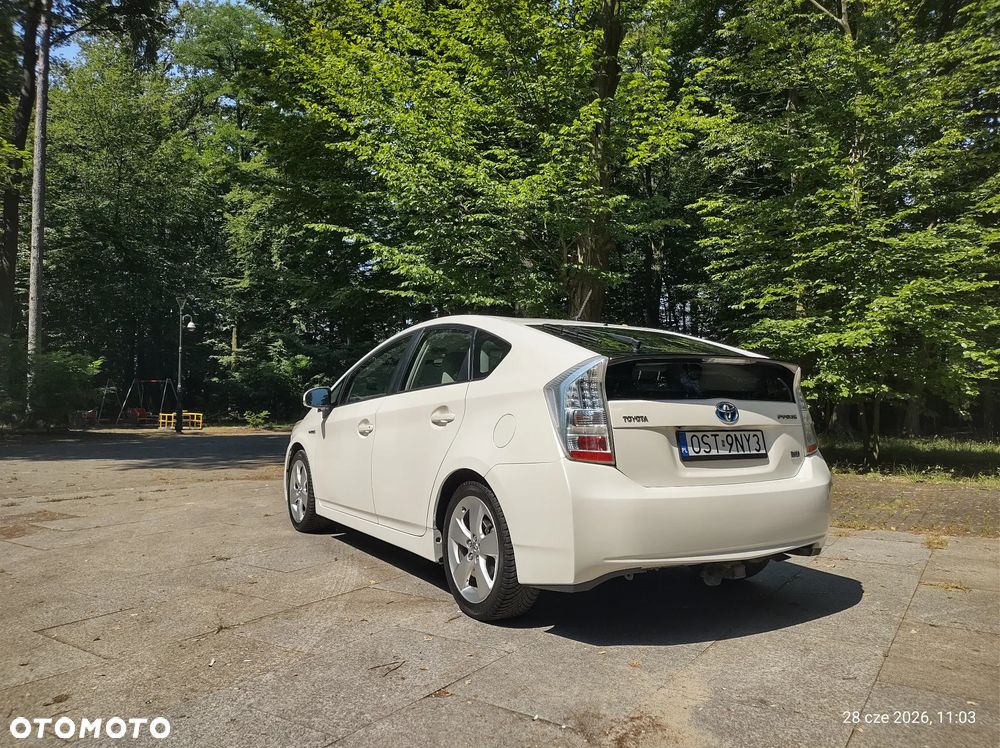 Toyota Prius 1.8 HSD Prestige - 19