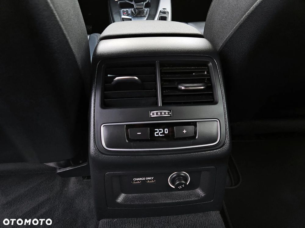 Audi A4 Avant 2.0 TDI S tronic sport - 24