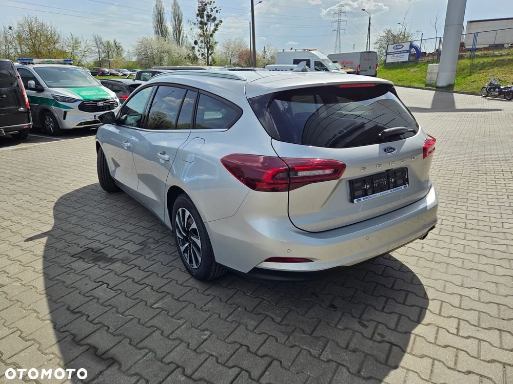 Ford Focus 1.0 EcoBoost Titanium - 8