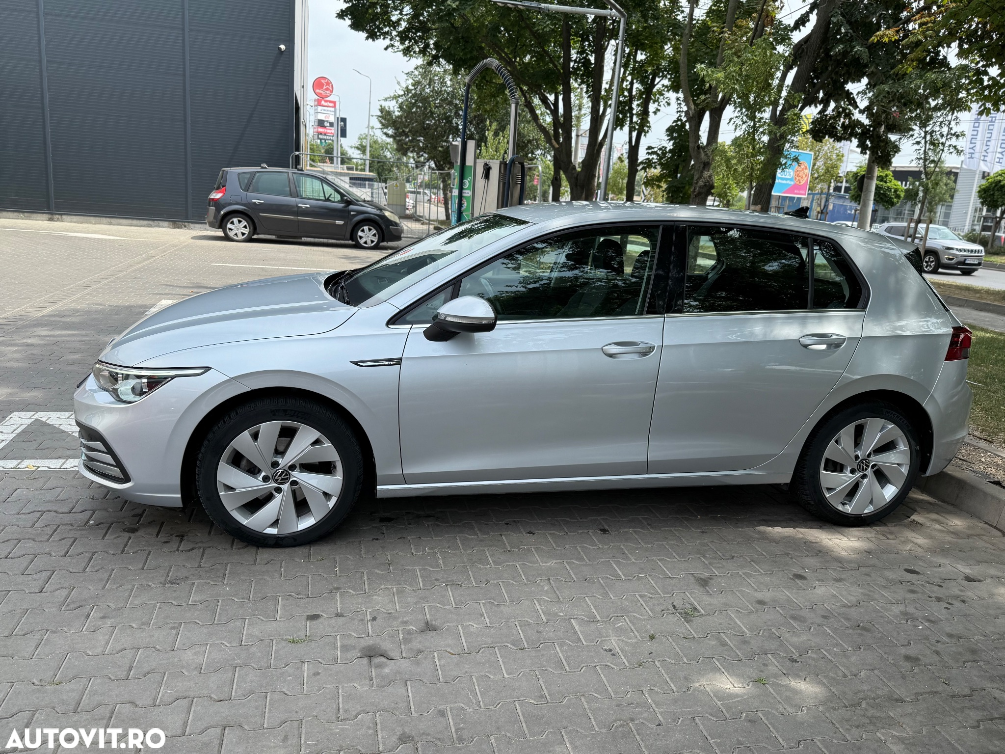 Volkswagen Golf 1.5 eTSI ACT DSG MHEV Style - 6