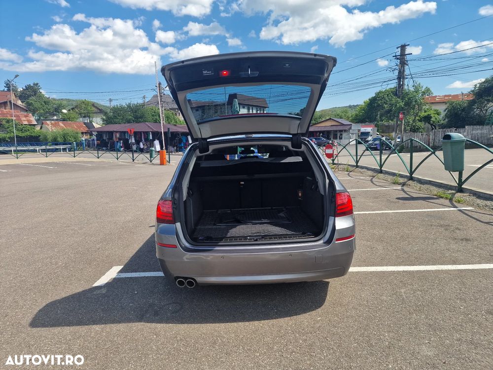 BMW Seria 5 520d AT - 7