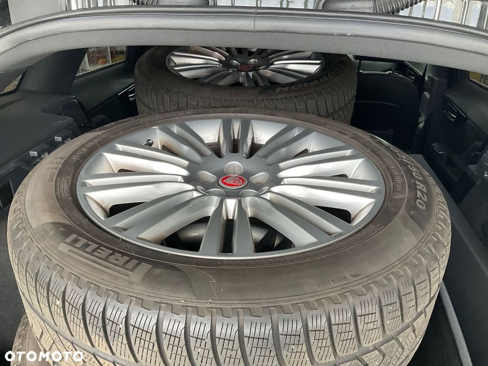 Jaguar F-Pace 20d AWD Prestige - 40