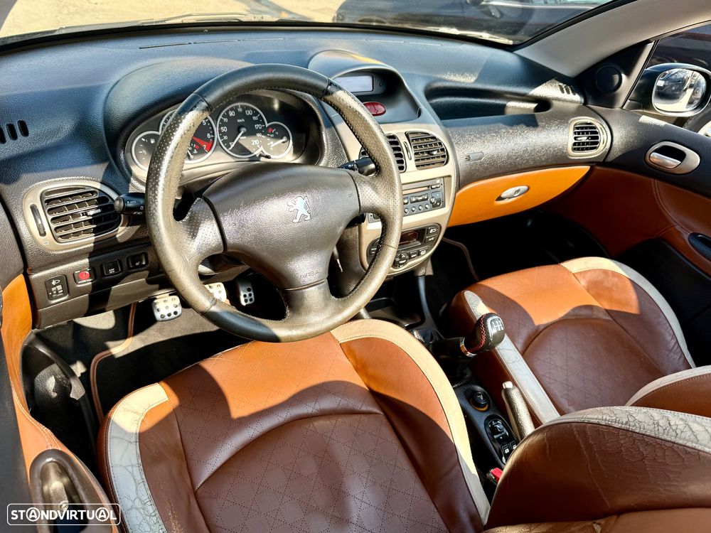Peugeot 206 CC 110 Roland Garros - 9