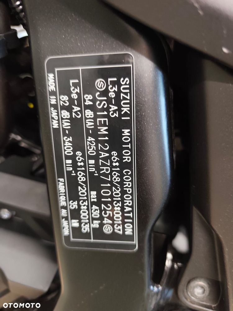 Suzuki V-STROM - 29