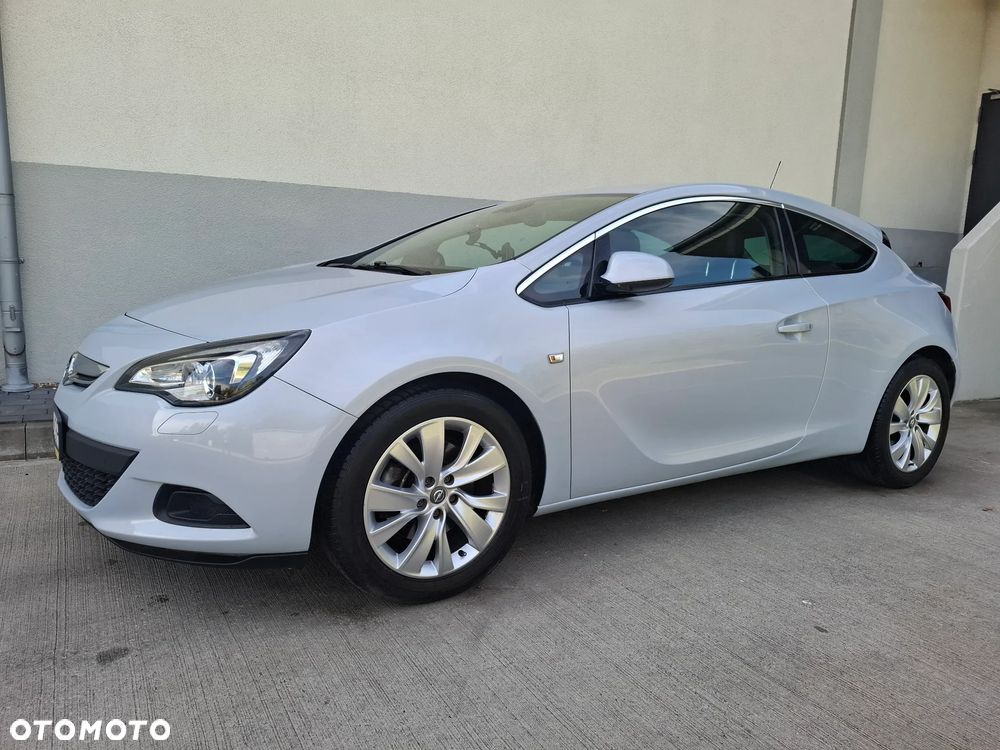 Opel Astra 1.4 Turbo - 2