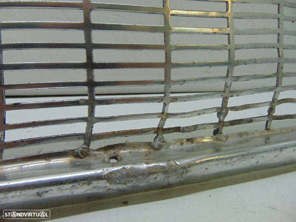 Ford anglia grelha frontal - 4