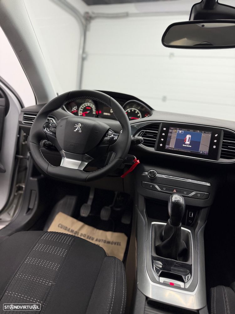 Peugeot 308 1.2 PureTech Business Line - 8