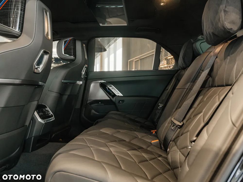 BMW Seria 7 740d xDrive - 12