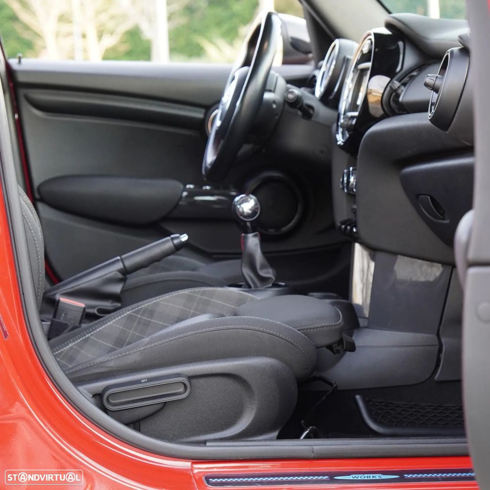 MINI 5 Portas One D - 25