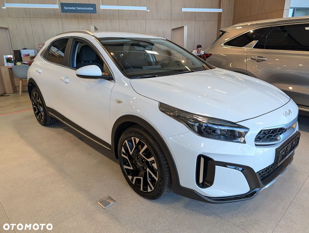 Kia XCeed 1.6 T-GDI M DCT - 4