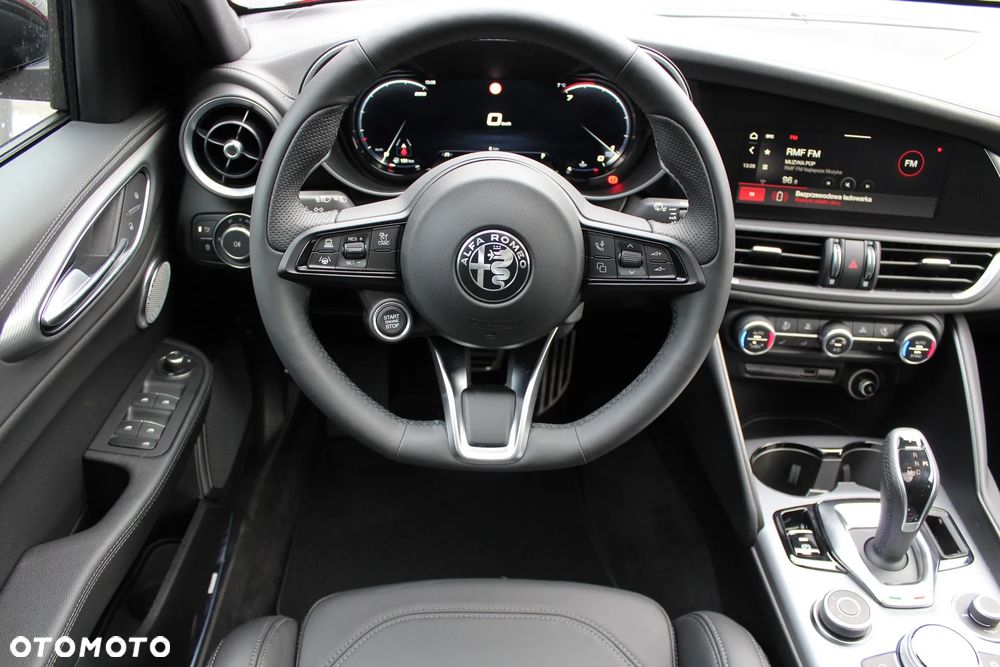 Alfa Romeo Giulia 2.0 Turbo Veloce Q4 - 12