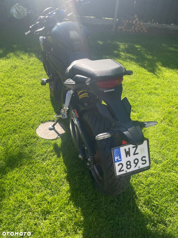 Honda CB - 9
