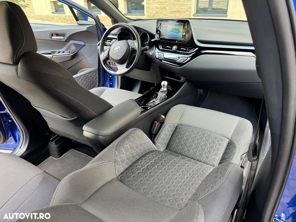 Toyota C-HR - 3
