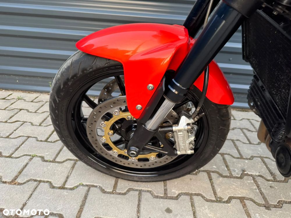 Triumph Speed Triple - 9