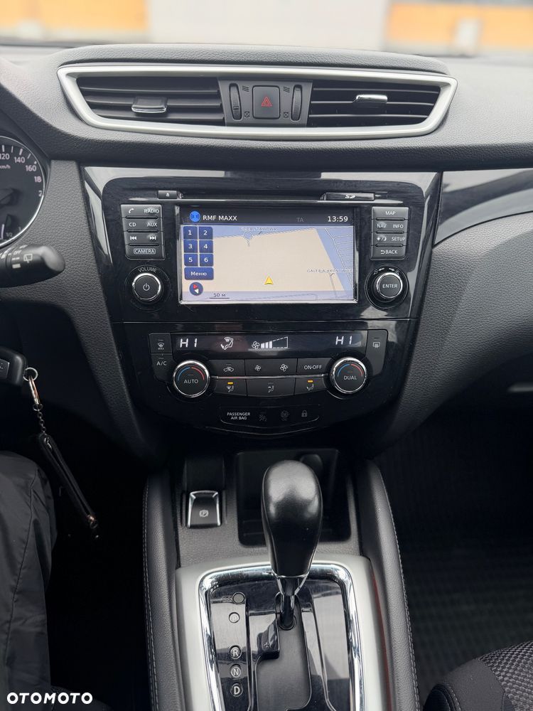 Nissan Qashqai 1.2 DIG-T Acenta Xtronic EU6 - 22